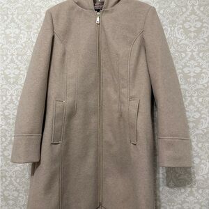 Vince Camuto Tan Trench Coat